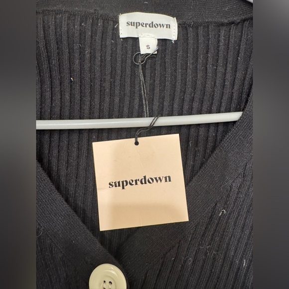 Superdown Nichole Cropped Sweater in Black & White. Size Small. New With Tags. - Picture 4 of 4